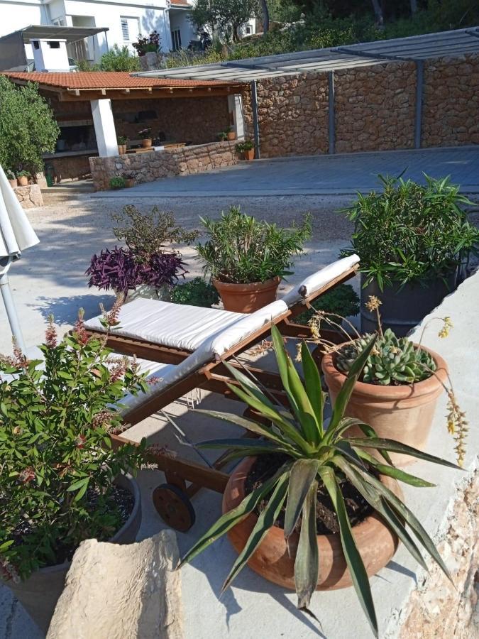 Apartmani Nila Sveta Nedelja  Exteriér fotografie