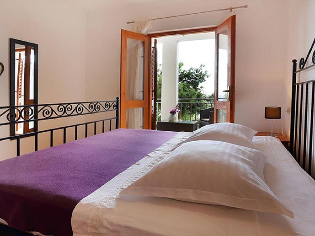 Apartmani Nila Sveta Nedelja  Pokoj fotografie