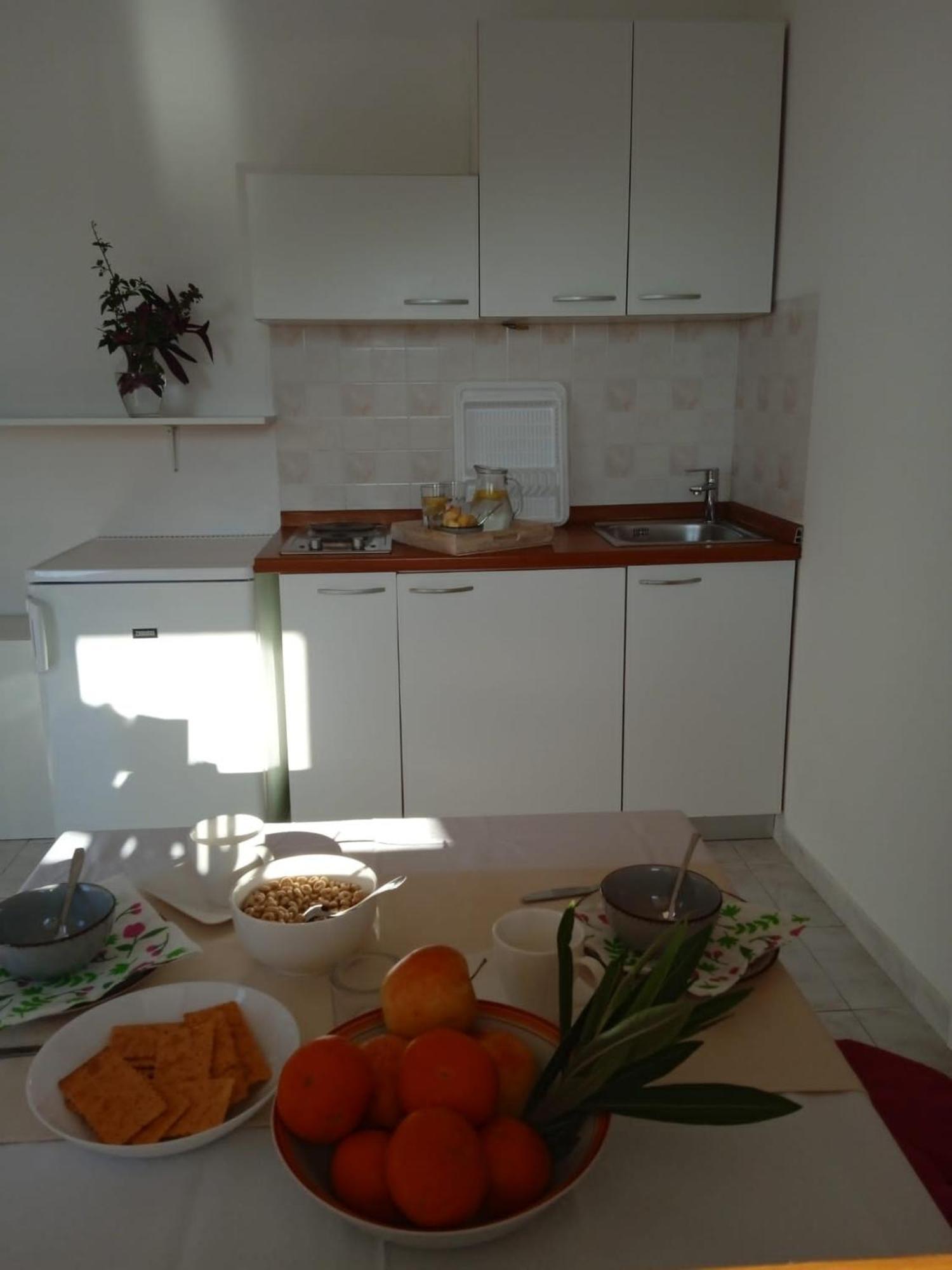 Apartmani Nila Sveta Nedelja  Pokoj fotografie