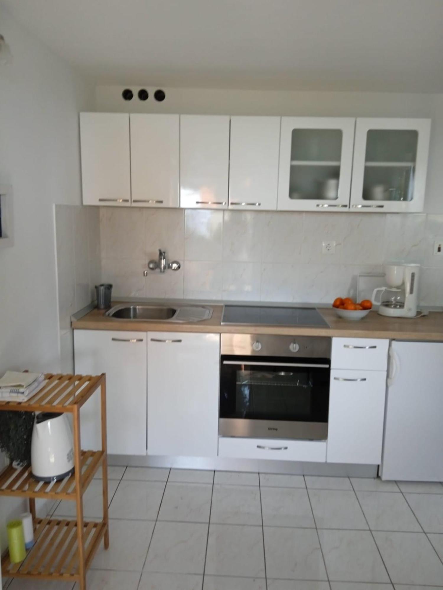 Apartmani Nila Sveta Nedelja  Pokoj fotografie