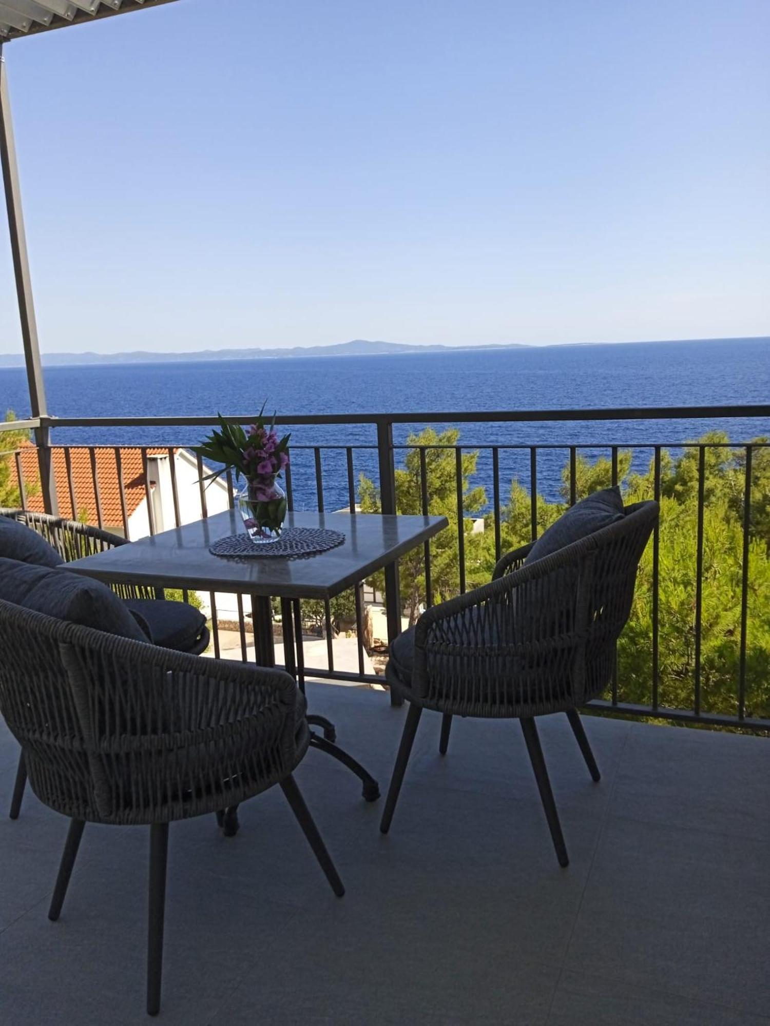 Apartmani Nila Sveta Nedelja  Exteriér fotografie